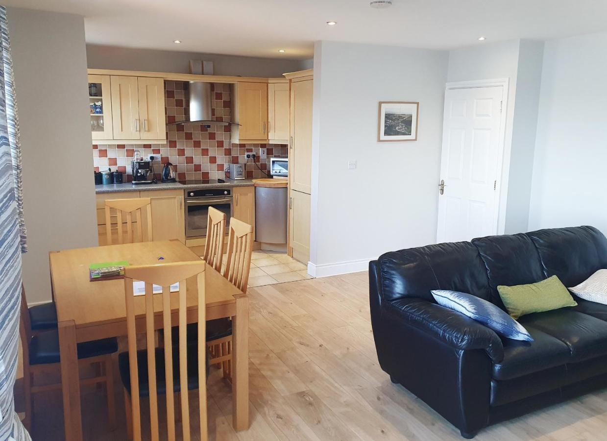 Ballycotton Holiday Apartment No 6 By Trident Holiday Homes 외부 사진